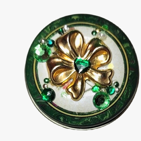 Jeweled Pill Box Tin - Picture 12 of 14